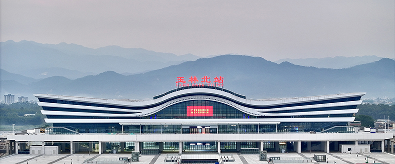 2.9玉林北站正面（備用）.jpg