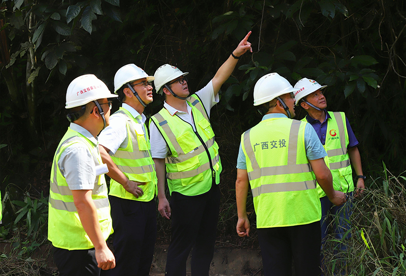 陳智杰到現(xiàn)場.jpg 陳智杰到現(xiàn)場.jpg