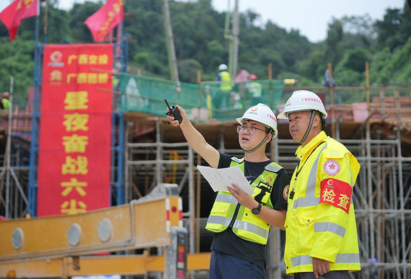 一線施工人員 (3).jpg 一線施工人員 (3).jpg