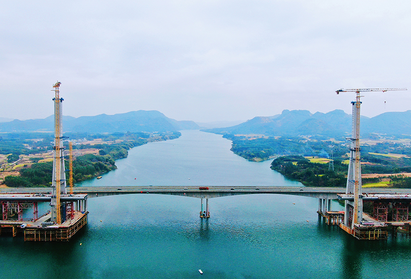 柳梧鐵路盤龍柳江 特大橋.jpg