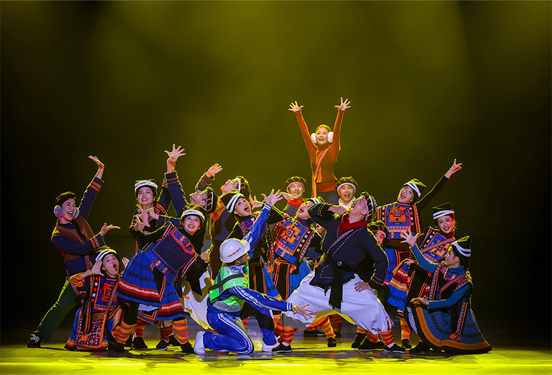 《一起過年》表演照片.jpg 《一起過年》表演照片.jpg